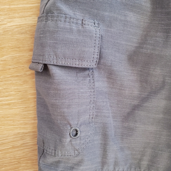 Hurley Boys' Cargo Short with Pockets Gray - Sz 7 - EXC - Picture 2 of 5